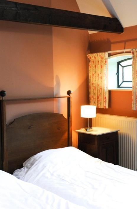 Bed & Breakfast De Neust Beesd Ngoại thất bức ảnh